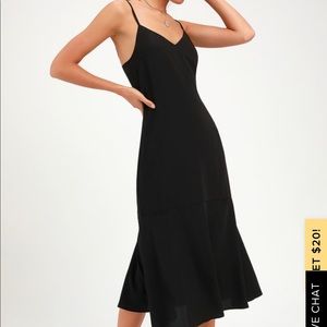 *NEW WITH TAGS!! Midi dress.